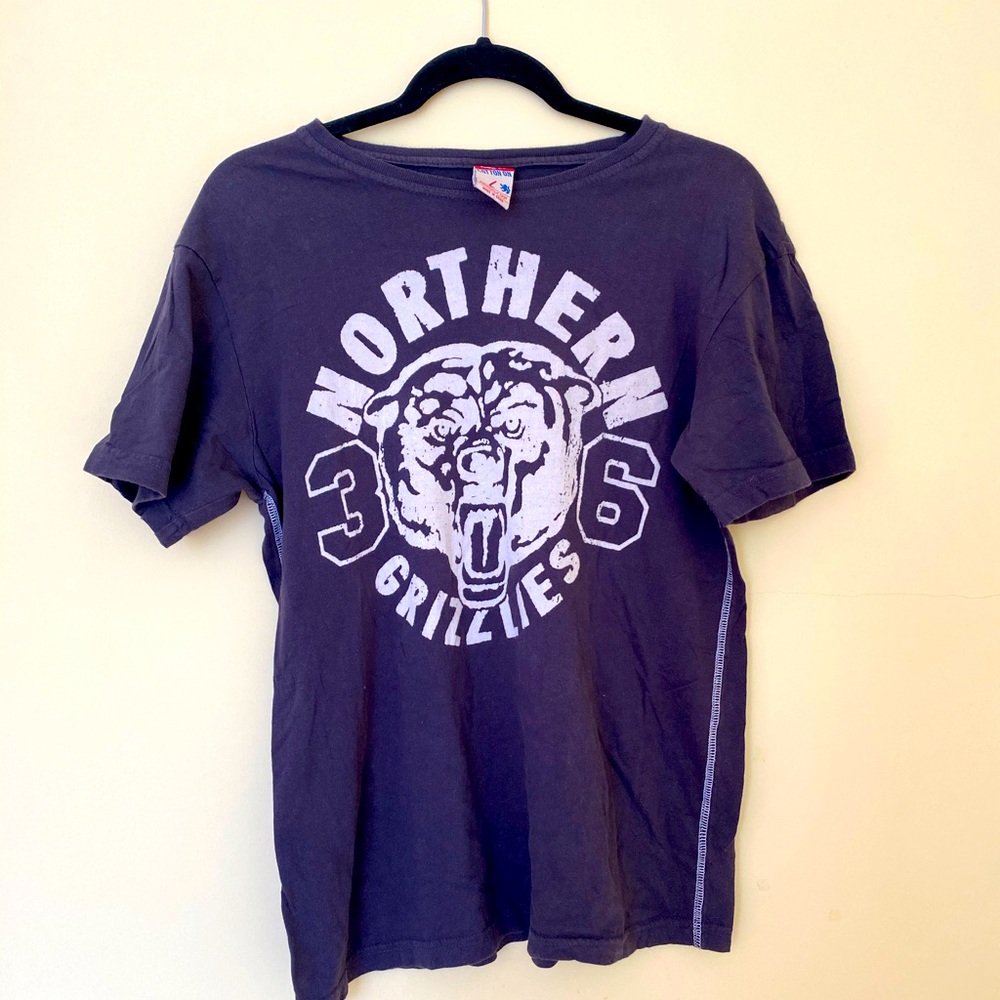 Northern Grizzlies vintage tee company size large
